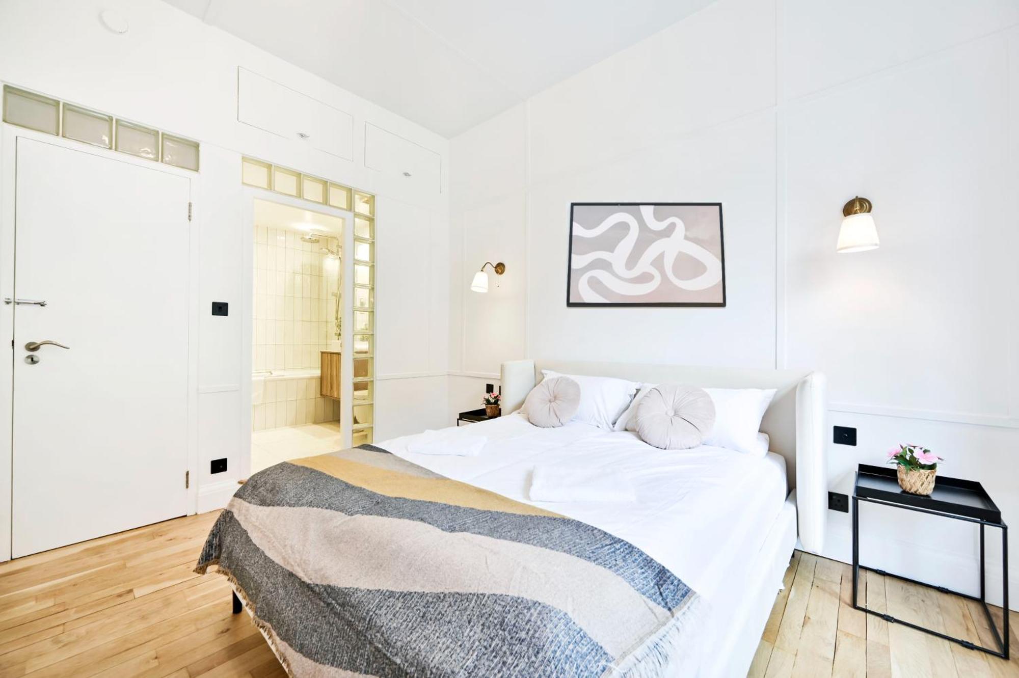 Amazing 3 Bed Apartment Great Portland Street Лондон Экстерьер фото